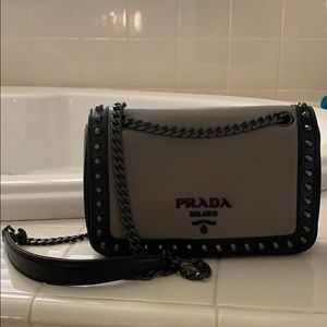 Prada bag w chain strap